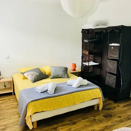 Апартаменты Chez Marinette *